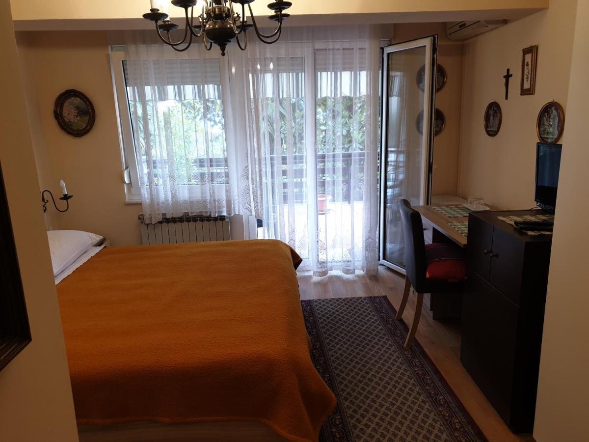 Pansion Pernjak Rijeka Extérieur photo